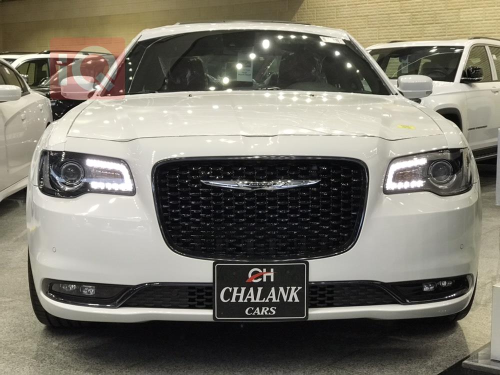 کرایسلەر 300